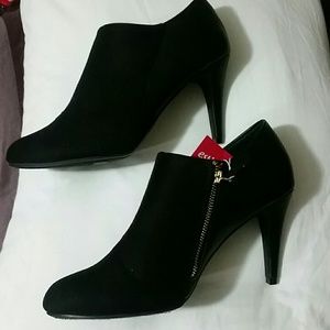 Suede and leather booties